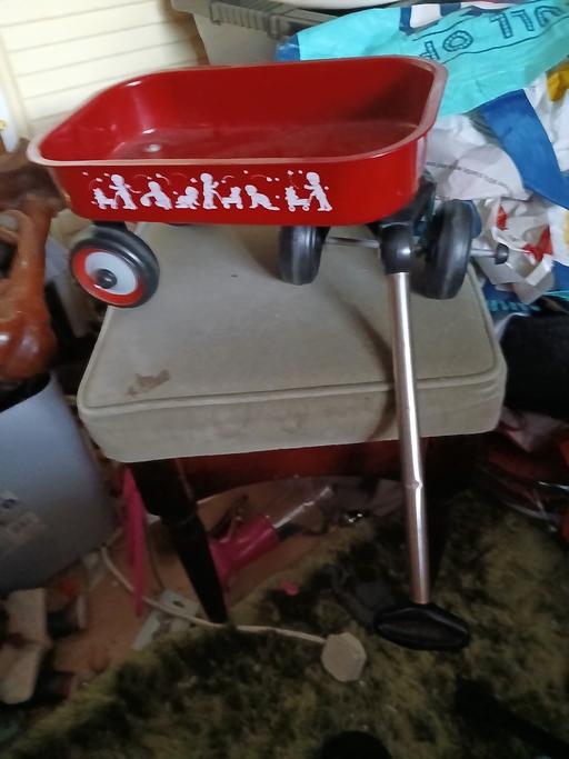 Buy & Sell Netherton Dudley - Photos for kids pull along like new