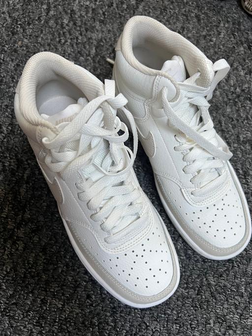 Buy & Sell Bescot Walsall - Photos for Nike | Trainers | Cream & White | Size 3