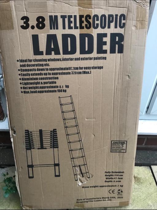 Buy & Sell Moseley Birmingham - Photos for 3.8m Brand New Telescopic Strong Ladder