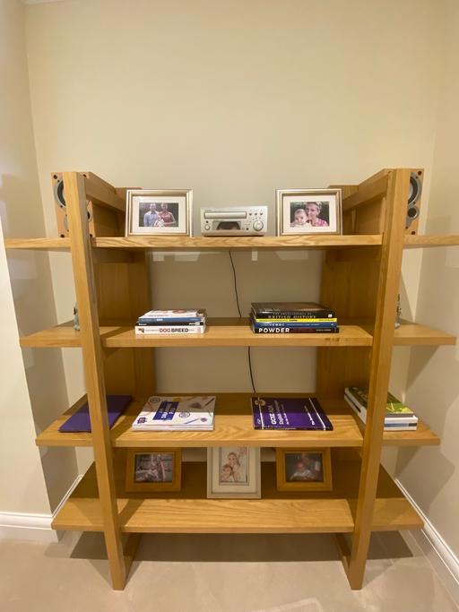 Buy & Sell Bromley Town Centre Bromley - Photos for M&S Sonoma Solid Oak Shelving/Display Unit