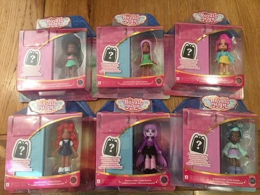 Buy & Sell Hasbury Dudley - Photos for Royal high dolls 6 packs (5+)