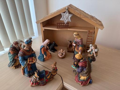 Buy & Sell Elm Park Havering - Photos for Christmas nativity crib vintage Kirkland