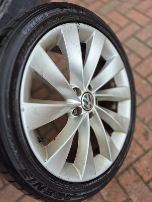 Vehicles Southport Sefton - Photos for Vw Scirocco 18Inch Alloys Golf/Caddy