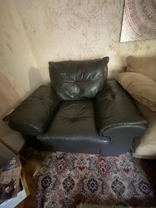Buy & Sell Corngreaves Trading Estate Sandwell - Photos for Armchair and footstool