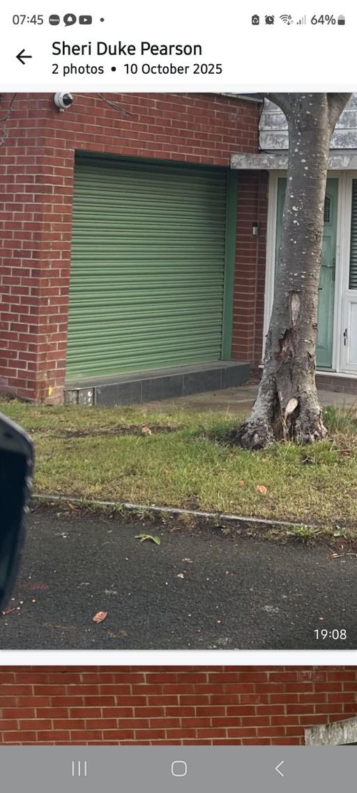 Buy & Sell Brunton Bridge Newcastle upon Tyne - Photos for Electronic Remote controlled Garage door