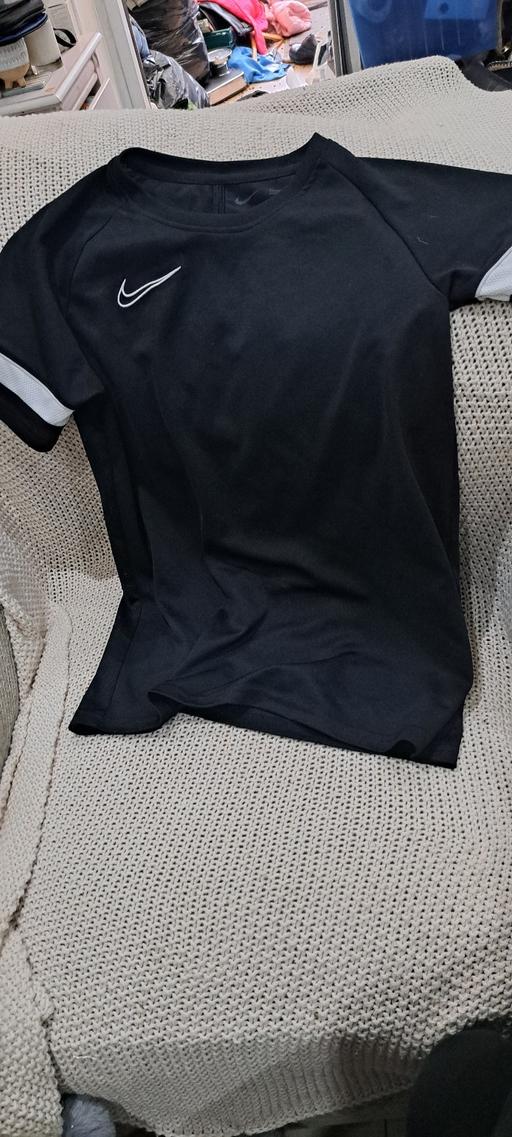 Buy & Sell Sutton Coldfield Birmingham - Photos for Nike Top kids L