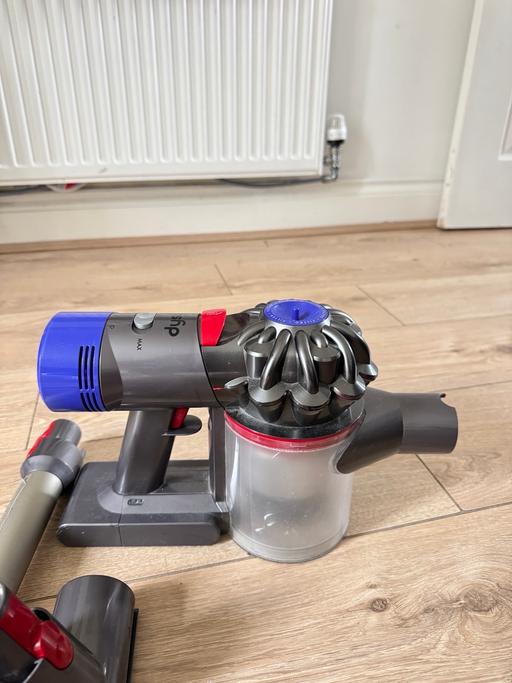 Buy & Sell Turnford Broxbourne - Photos for Dyson V8 Animal Cordless Hoover