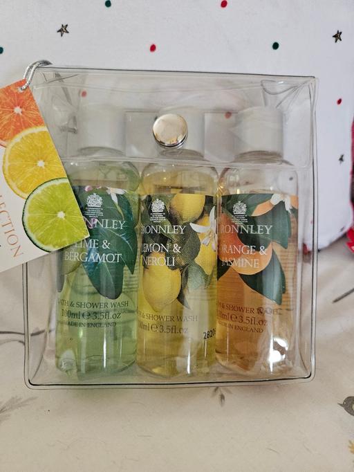 Buy & Sell Lye Dudley - Photos for citrus shower gels