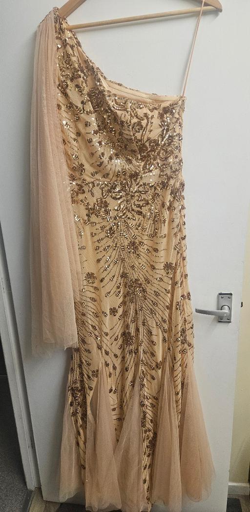 Buy & Sell Bermondsey South East London - Photos for Sequin One-Shoulder Evening Gown