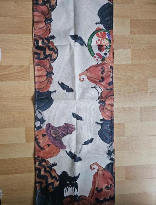 Buy & Sell Knowsley Park Knowsley - Photos for Halloween Table Runner