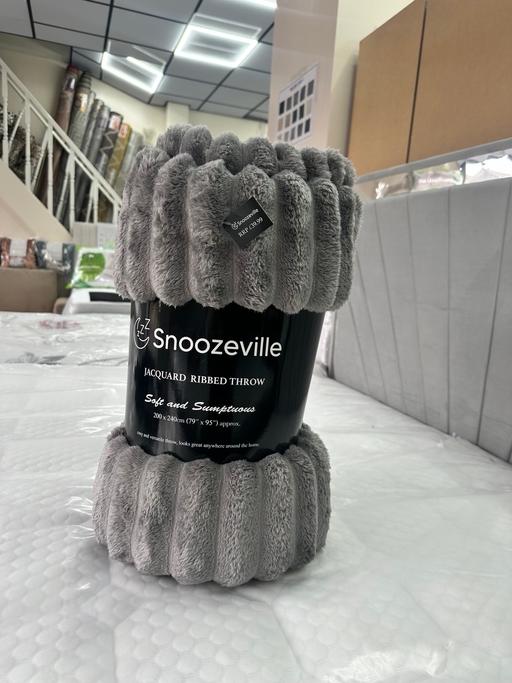 Buy & Sell Burton-on-Trent East Staffordshire - Photos for Ribbed 200x240cm