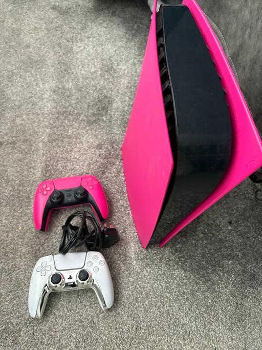 Buy & Sell Parkhouse Industrial Estate East Newcastle-under-Lyme - Photos for Ps5 pink edition