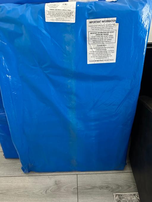 Buy & Sell Sheffield Sheffield - Photos for Mother Nurture Classic Foam Travel mattress