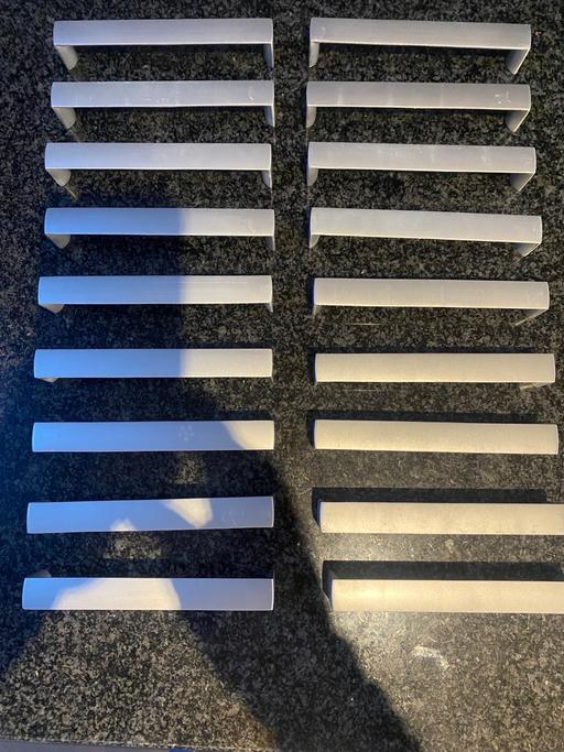 Buy & Sell Harborne Birmingham - Photos for KITCHEN CUPBOARD HANDLES