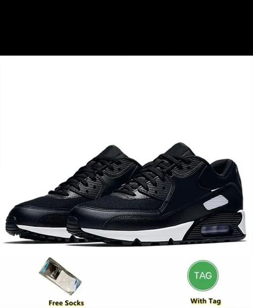 Buy & Sell Allington Maidstone - Photos for 90 trainers with tick and free socks