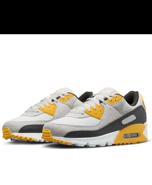 Buy & Sell Allington Maidstone - Photos for 90 trainers with tick