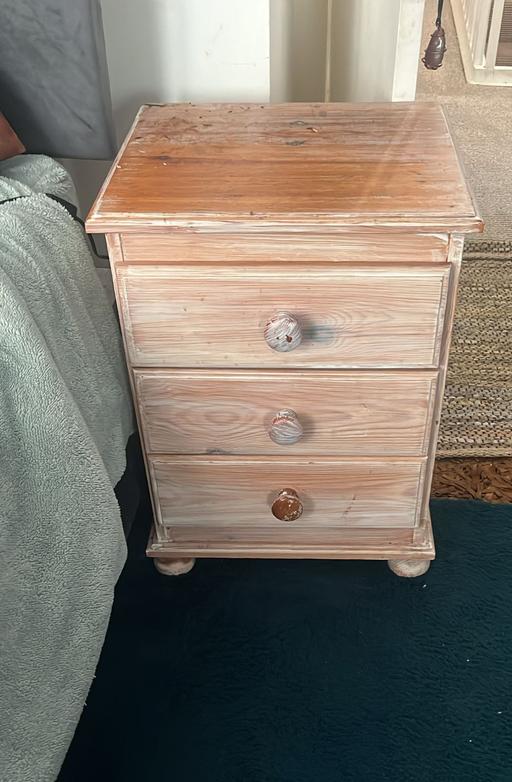 Buy & Sell Rusholme Manchester - Photos for bed side table