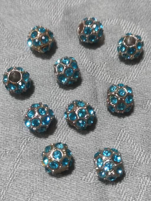 Buy & Sell Grafton Street Industrial Estate West Northamptonshire - Photos for Beautiful bracelet charms