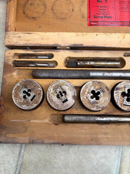 Buy & Sell East Malling Tonbridge and Malling - Photos for Little giant tap and die set