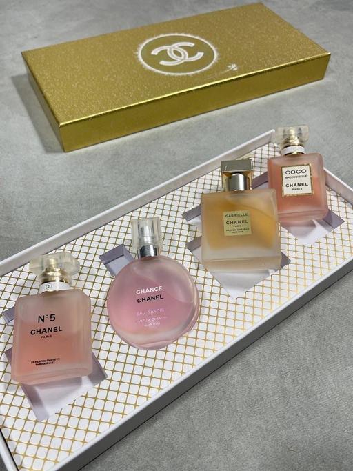 Buy & Sell Canonbury North London - Photos for Chanel perfume set