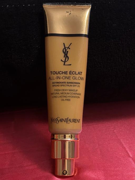 Buy & Sell Northville South Gloucestershire - Photos for YSL Touché Eclat All In One Glow
