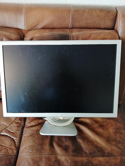 Buy & Sell Battersea South West London - Photos for Apple Cinema Display
