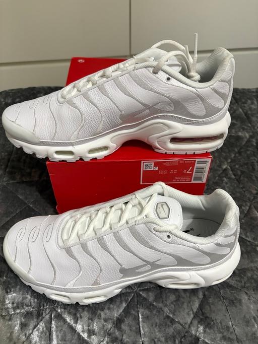 Buy & Sell Croydon Croydon - Photos for Nike Air Max TN ‘Triple White’