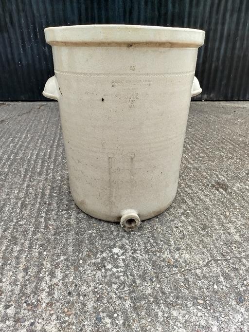 Buy & Sell Hockley Tamworth - Photos for Large Vintage Doulton & Co Pot Planter