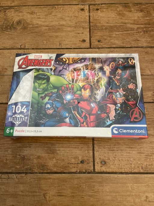 Buy & Sell Rowley Village Sandwell - Photos for Avengers 104 piece jigsaw puzzle NEW