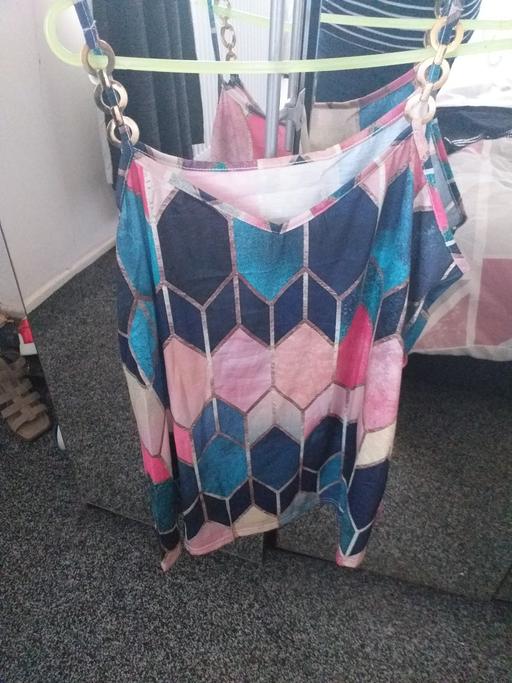 Buy & Sell Longley Sheffield - Photos for new top