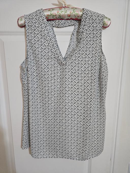 Buy & Sell Rowley Regis Sandwell - Photos for Tu blouse uk14