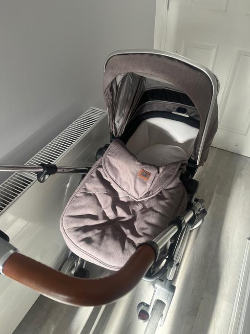 Buy & Sell Longwood Kirklees - Photos for Silver Cross Wayfarer Pram/Pushchair