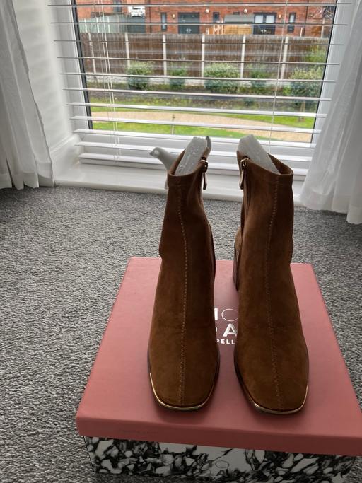 Buy & Sell Kirkby Knowsley - Photos for Size 6 Moda brown suede ankle boots