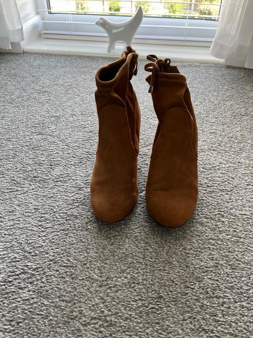 Buy & Sell Liverpool Knowsley - Photos for Ladies brown suede ankle boots