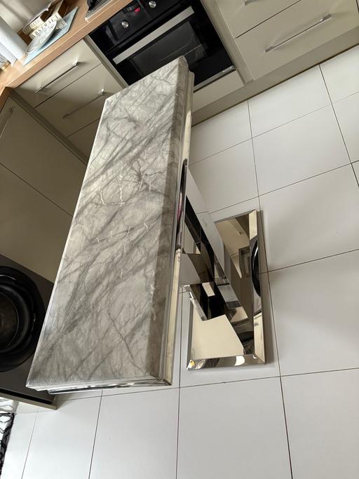 Buy & Sell Ocker Hill Sandwell - Photos for Table