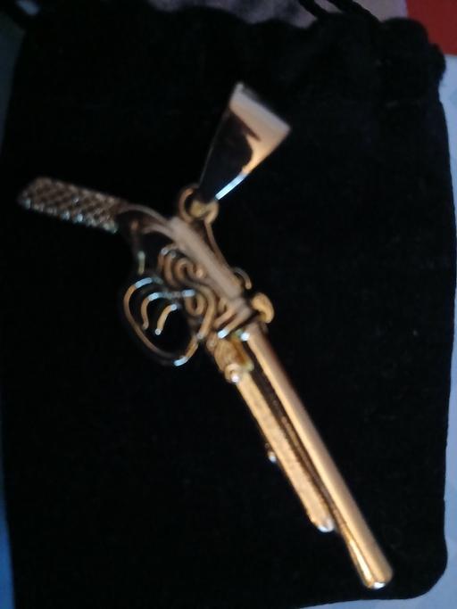 Buy & Sell Farnworth Bolton - Photos for gold plated shotgun pendant large