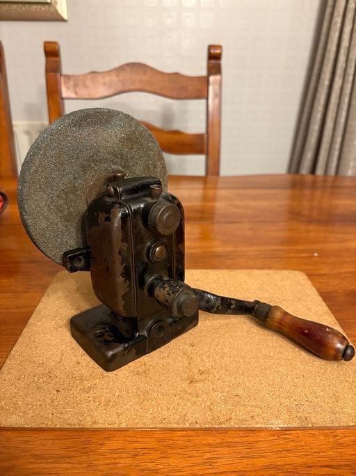 Buy & Sell East Malling Tonbridge and Malling - Photos for Hand grinder