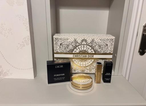 Buy & Sell Durgates Wealden - Photos for Dior Cushion Case and Addict Lipstick Case