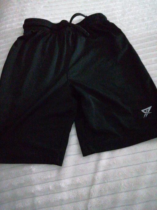 Buy & Sell Wednesfield Wolverhampton - Photos for 10 /11 yrs Boys shorts
