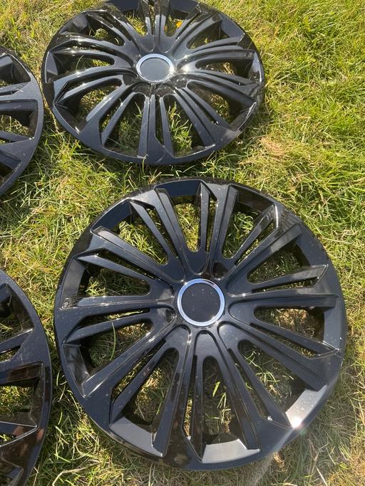 Vehicles Jaywick Tendring - Photos for 15” WHEEL COVERS