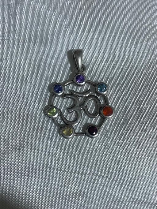 Buy & Sell Enfield Highway Enfield - Photos for 7 stones Hindu pendant