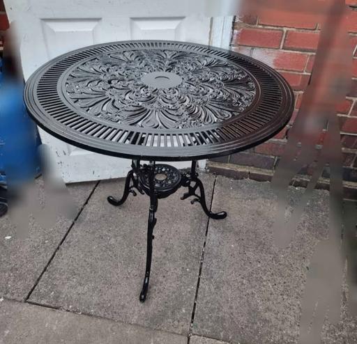 Buy & Sell Lye Dudley - Photos for garden table