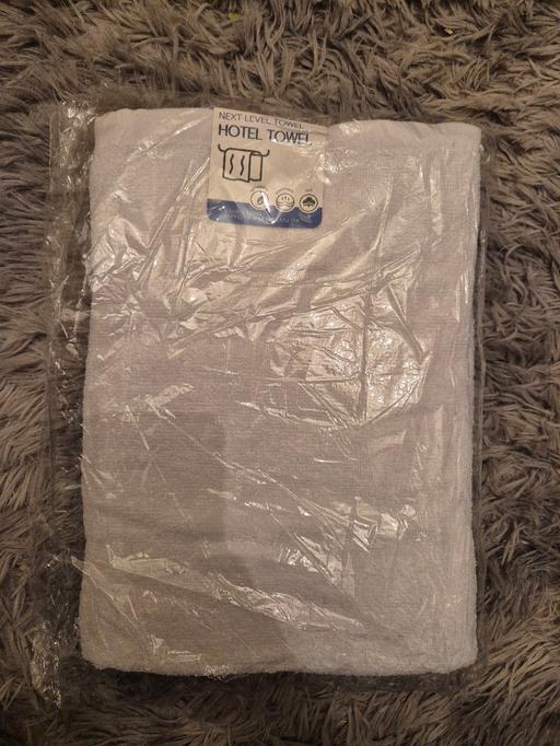 Buy & Sell Crumpsall Manchester - Photos for new 2pk White Hotel Towels