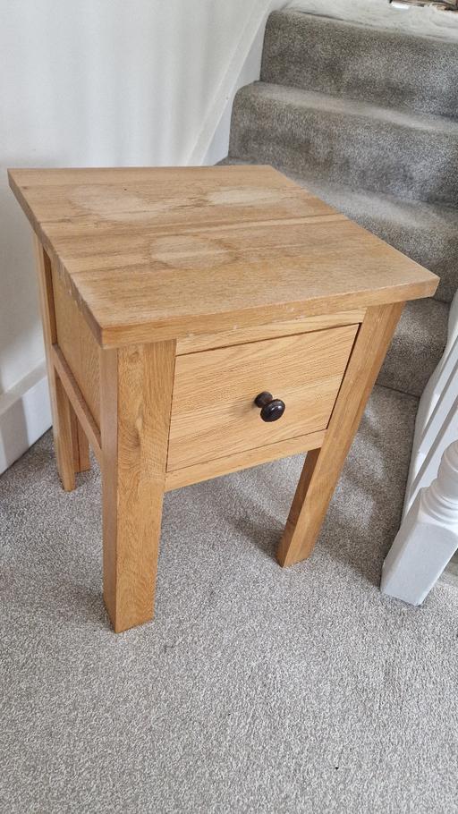 Buy & Sell Swiss Cottage North West London - Photos for Side table/plant table