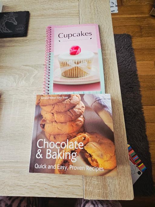 Buy & Sell Newton Doncaster - Photos for 2 baking books..excellent condition.