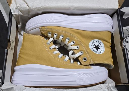 Buy & Sell Finchley North London - Photos for All Star Converse Move Trainers Size UK 5.5 D