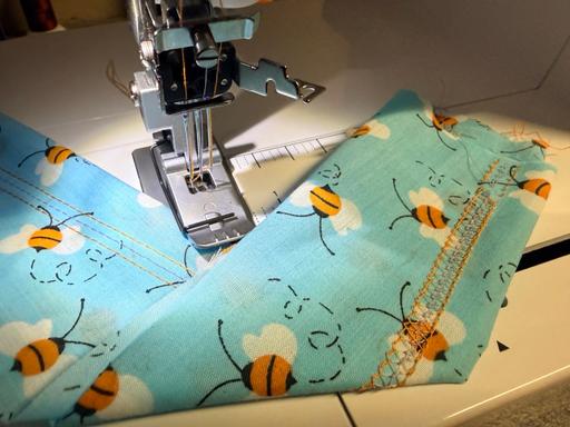 Buy & Sell Lowfields Stockton-on-Tees - Photos for Cover stitch brother