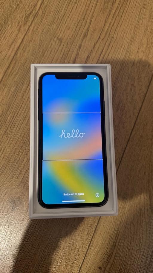 Buy & Sell Romford Havering - Photos for iPhone X