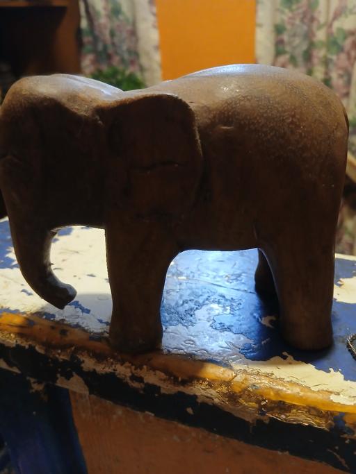 Buy & Sell Netherton Dudley - Photos for small solid wood elephant