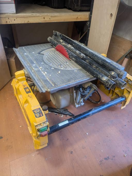 Buy & Sell Wilnecote Tamworth - Photos for 110v DeWalt flip saw